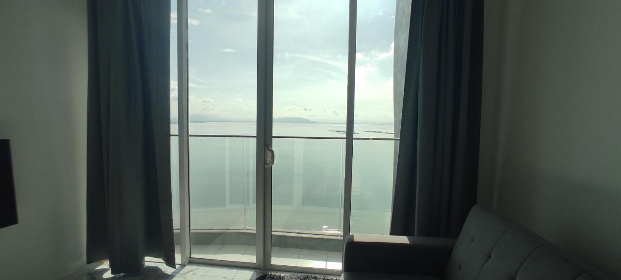 Infinite Seaview With Penang Bridge Suite With Sunrise Up To 11 Person Bayan Lepas Buitenkant foto