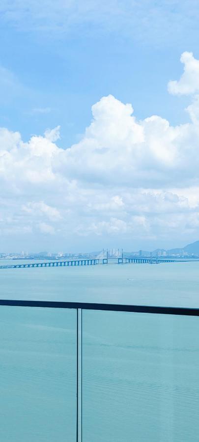 Infinite Seaview With Penang Bridge Suite With Sunrise Up To 11 Person Bayan Lepas Buitenkant foto